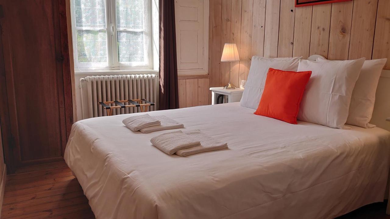 La Maison Serrurier - Chambres D'Hotes 모를레 외부 사진
